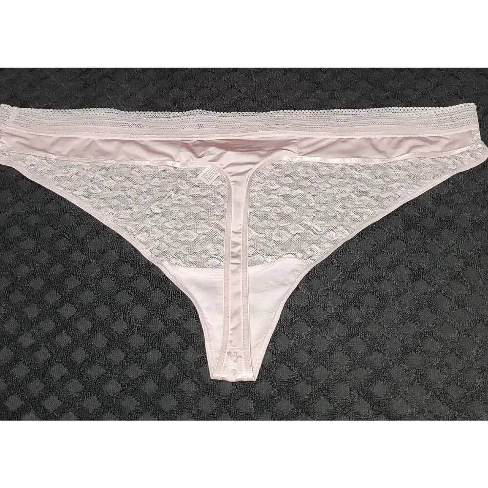 Secret Treasures thong star
